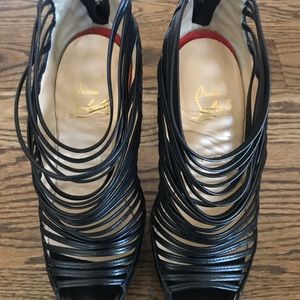 CHRISTIAN LOUBOUTIN sz 37.5 ZOULOU black leather platforms